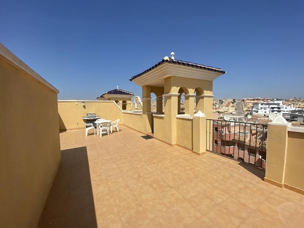 Top Floor Spacious Apartment With Roof Terrace Alicante Dış mekan fotoğraf