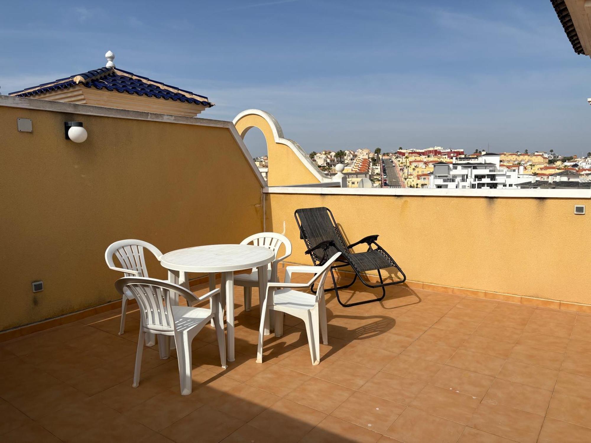 Top Floor Spacious Apartment With Roof Terrace Alicante Dış mekan fotoğraf